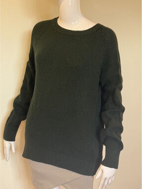 Old Navy Soft Knit Dark Green Crewneck Sweater M